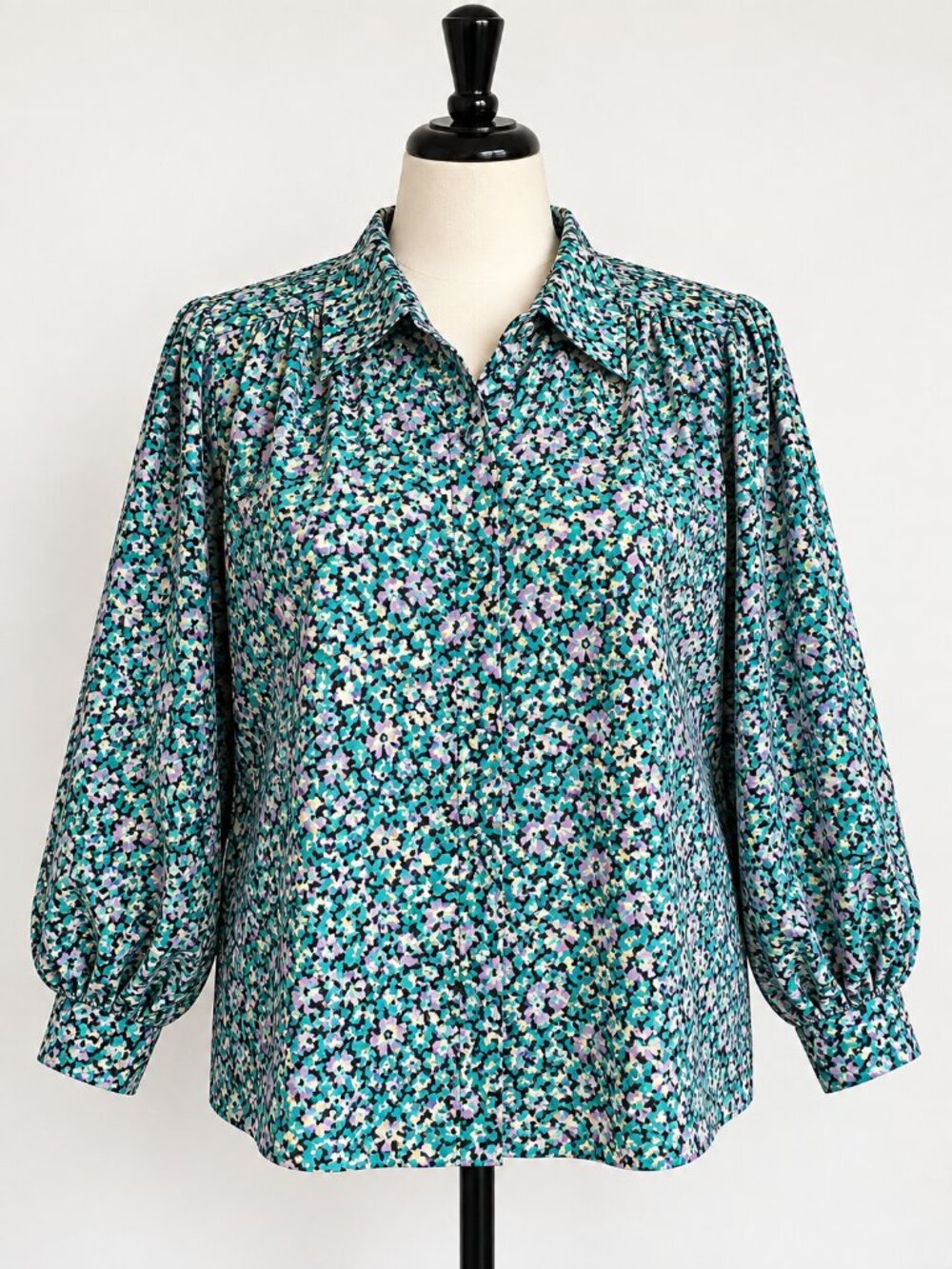 Vintage Laura Mae 22W Floral Blouse Made in USA Shoulder Pads 80s 90s